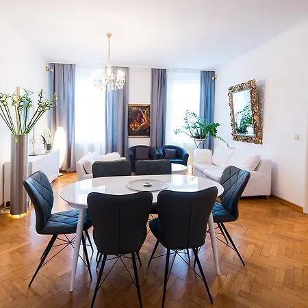 Apartament Gallery