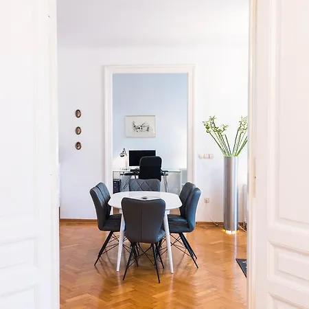 Gallery Apartament *